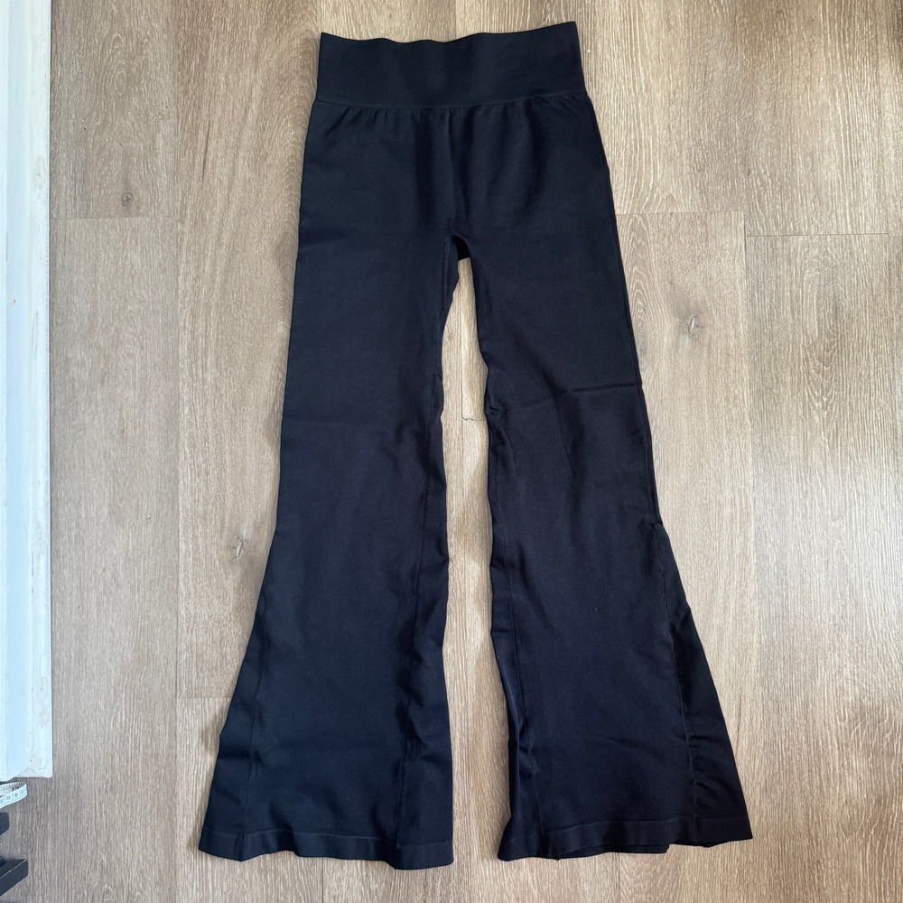 OQQ Flare Yoga Pants Women XL Black High Waisted Seamless Ribbed Leggings